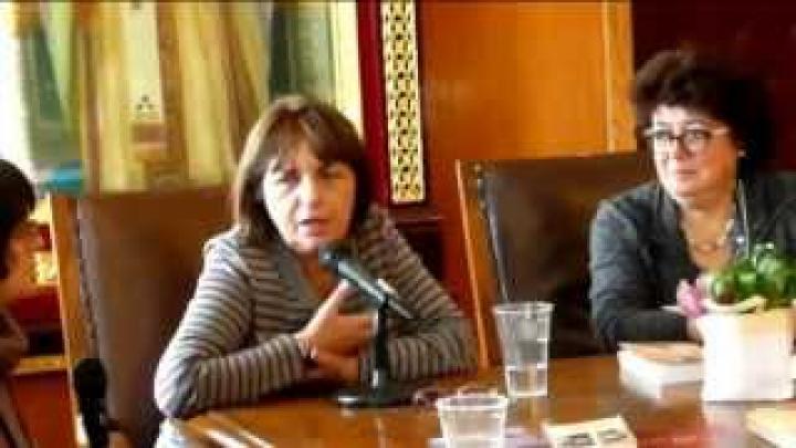 Писателката Габриела Адамещяну в СУ &amp;quot;Св. Кл. Охридски&amp;quot;, 12.2014